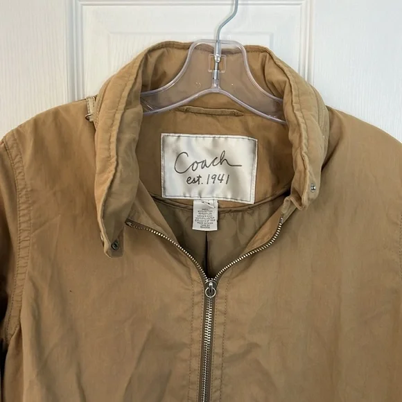 Coach Est 1941 Women's Lightweight Hooded Jacket Beige Tan Camel - Picture 2 of 6